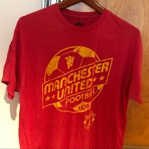 Manchester United Football T-Shirt. Red, Size Large